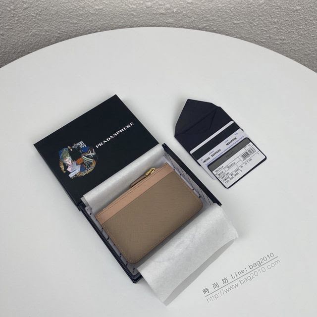 prada卡包 普拉達專櫃最新爆款 Saffiano皮革卡片夾 1MC038 prada爆款女士卡包  pyd2142